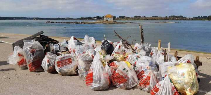 Nettoyage de la plage de Kerhillio